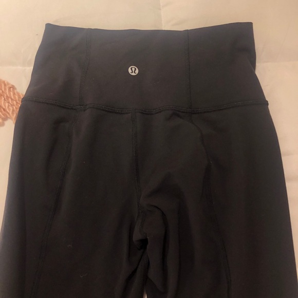 Lululemon wide leg pant never worn . No tags - Picture 3 of 3